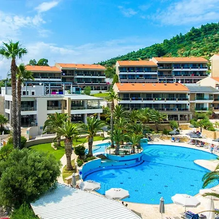 アンド スパ 4* ラゴマンドラ