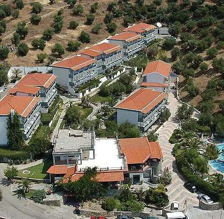 And Ξενοδοχείο
