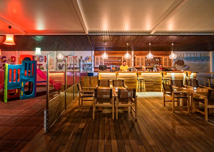 And Hotel Lagomandra