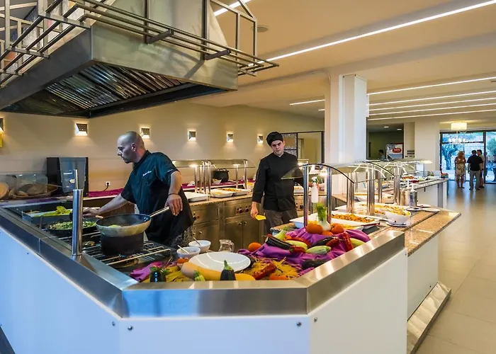 And Hotel Lagomandra